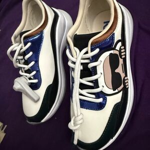 Karl Lagerfeld Paris Coty Sneakers‎ Size:5.5US